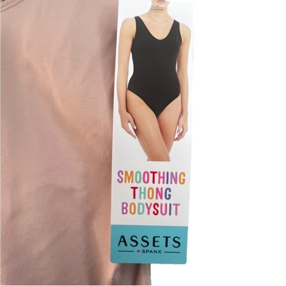 ASSETS BY SPANX Smoothing Thong Bodysuit large - Picture 3 of 8